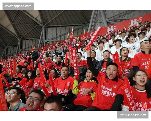 川超赛场双份浪漫！绵阳球迷求婚获 10 万购房券
